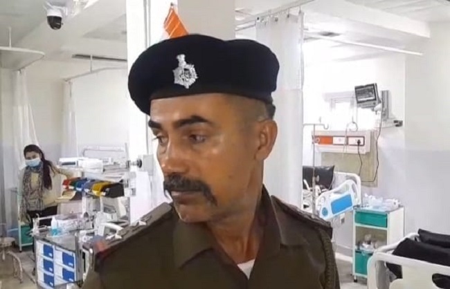 भोजपुर जिले के बिहिया थाे के सब इंस्पेक्टर भगत यादव बाइट देने के दौरान भोजपुर जिले के बिहिया थाे के सब इंस्पेक्टर भगत यादव बाइट देने के दौरान