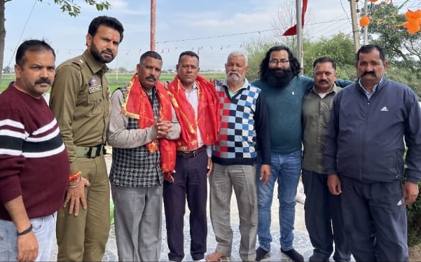घौ-मन्हासां में आयोजित भंडारे में बड़ी संख्या में श्रद्धालुओं ने भाग लिया घौ-मन्हासां में आयोजित भंडारे में बड़ी संख्या में श्रद्धालुओं ने भाग लिया