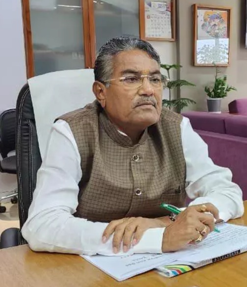 कृषि मंत्री राघवजी पटेल कृषि मंत्री राघवजी पटेल