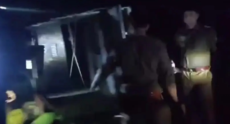 घटनास्थल की फोटो घटनास्थल की फोटो