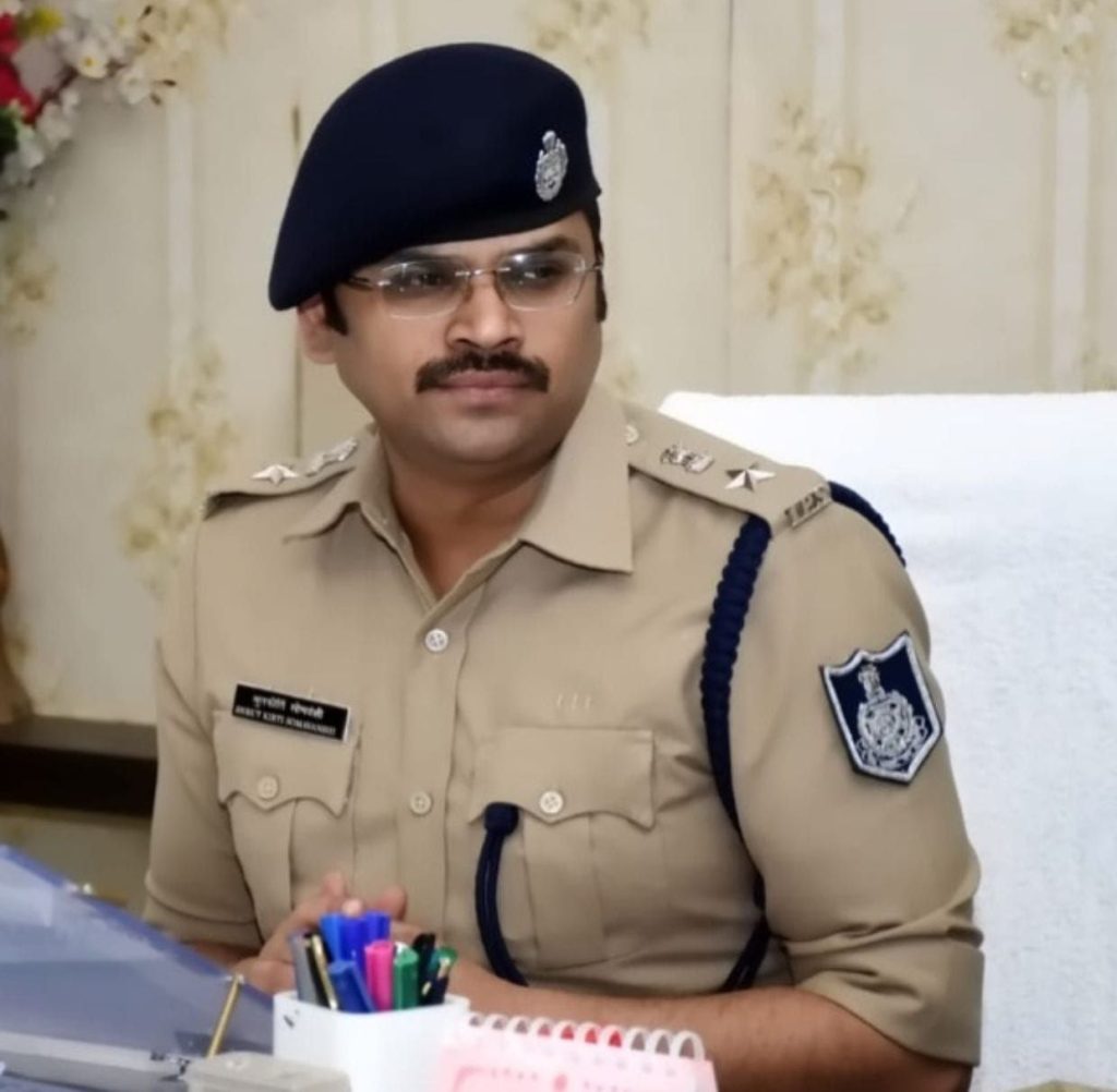 दमोह-202 मकानों पर अतिक्रमण की तलवार,पुलिस की सूची नपा का नोटिस दमोह-202 मकानों पर अतिक्रमण की तलवार,पुलिस की सूची नपा का नोटिस
