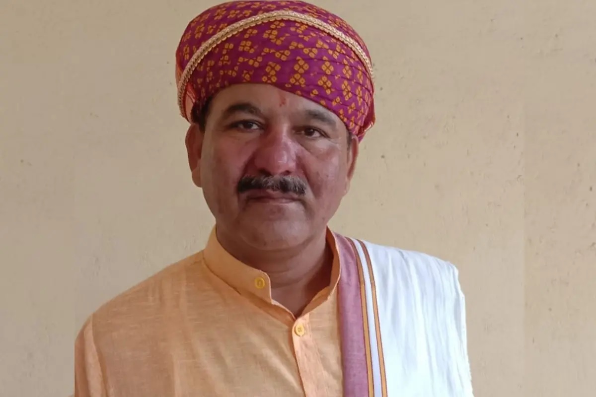 मृतक सरपंच।