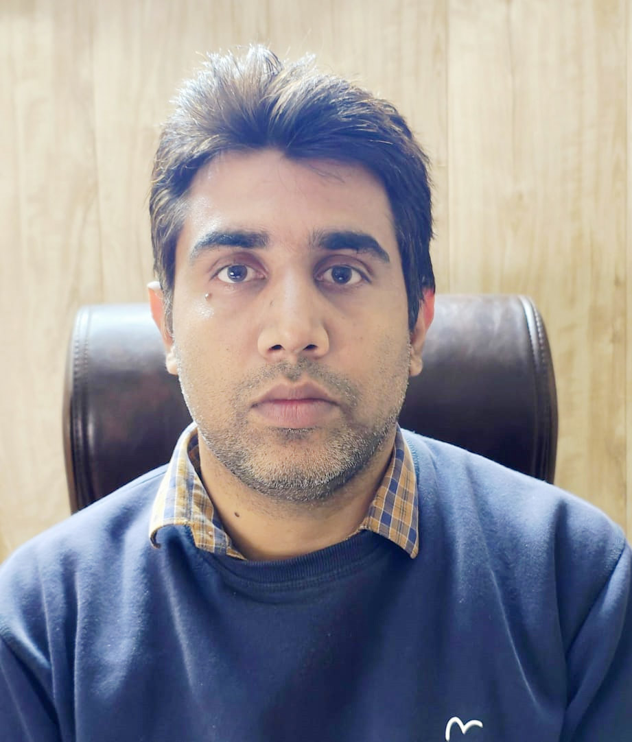 सोनीपत: नगरपालिका सचिव नितिन वत्स। सोनीपत: नगरपालिका सचिव नितिन वत्स।
