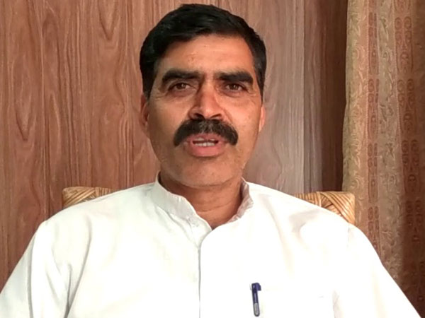 पूर्व विधायक बम्बर ठाकुर फाइल फोटो पूर्व विधायक बम्बर ठाकुर फाइल फोटो