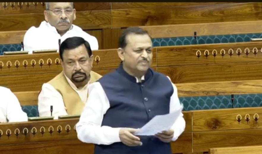 लोकसभा सत्र के दौरान सांसद रमेश अवस्थी लोकसभा सत्र के दौरान सांसद रमेश अवस्थी