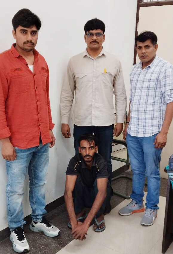 सोनीपत: मादक तस्करी का गिरफ्तार आरोपी सोनीपत: मादक तस्करी का गिरफ्तार आरोपी