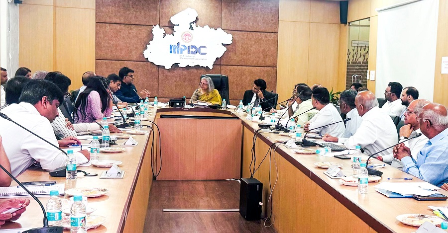 व्यापारिक प्रक्रियाओं को सरल बनाने पर हुई महत्वपूर्ण बैठक व्यापारिक प्रक्रियाओं को सरल बनाने पर हुई महत्वपूर्ण बैठक