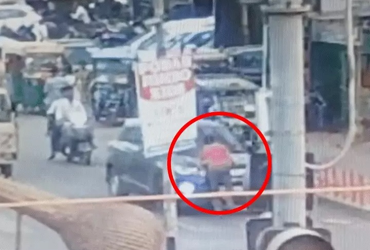 सीसीटीवी फुटेज सीसीटीवी फुटेज