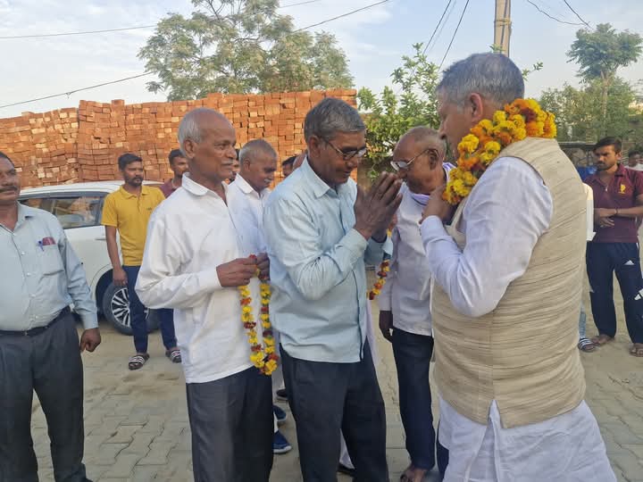 कार्यक्रम के दौरान पूर्व मंत्री कंवर पाल कार्यक्रम के दौरान पूर्व मंत्री कंवर पाल