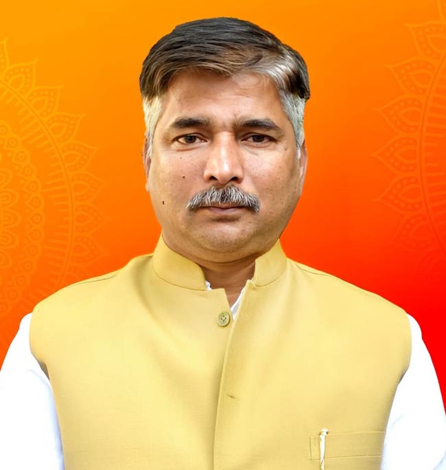 डॉ प्रवीण सिंह जादौन