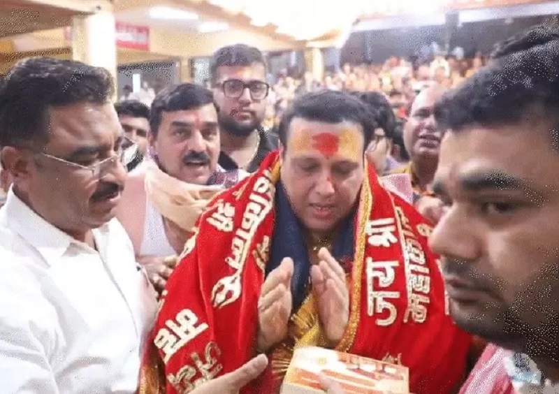 अभिनेता गोविन्दा ने किए भगवान महाकाल के दर्शन अभिनेता गोविन्दा ने किए भगवान महाकाल के दर्शन