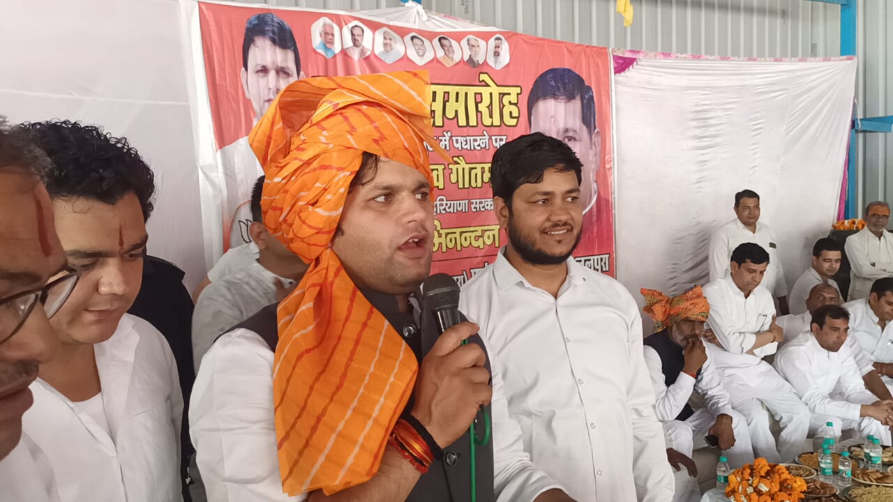 कार्यक्रम में मौजूद खेल राज्य मंत्री गौरव गौतम पर वरिष्ठ भाजपा नेता सतपाल देशवाल कार्यक्रम में मौजूद खेल राज्य मंत्री गौरव गौतम पर वरिष्ठ भाजपा नेता सतपाल देशवाल