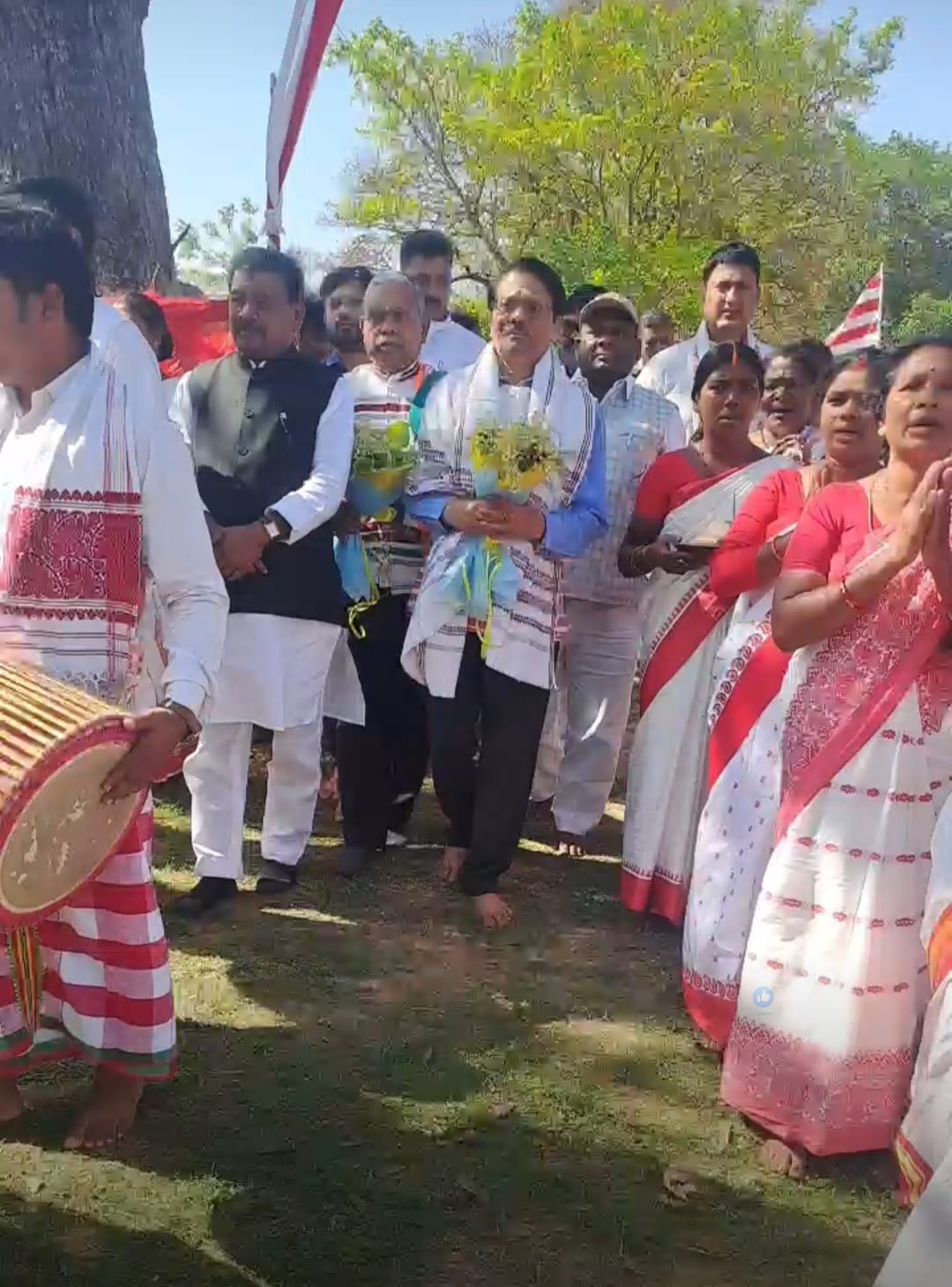 कार्यक्रम की तस्वीर कार्यक्रम की तस्वीर