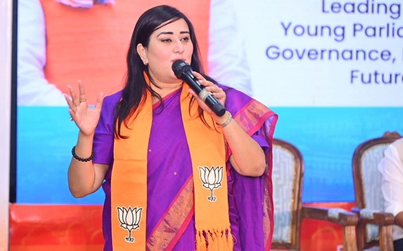 आईएम बीजेपी फ्यूचर फोर्स’ के दो दिवसीय बूट कैंप में बांसुरी स्वराज आईएम बीजेपी फ्यूचर फोर्स’ के दो दिवसीय बूट कैंप में बांसुरी स्वराज