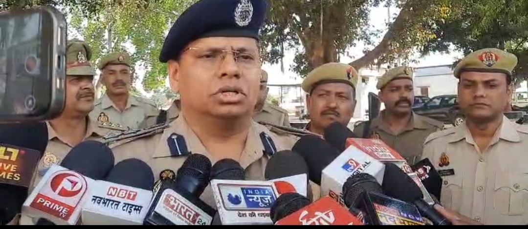 जानकारी देते एसपी हेमराज मीणा जानकारी देते एसपी हेमराज मीणा