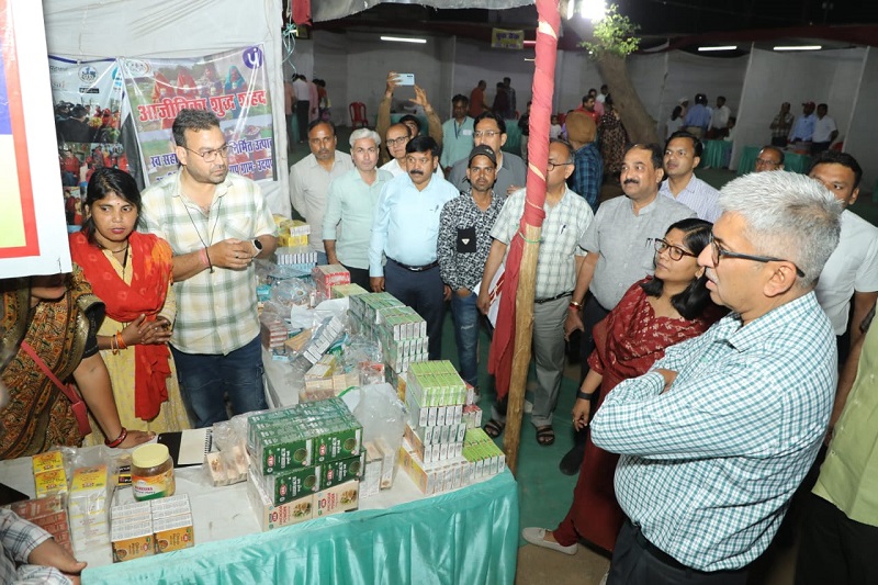 दस दिवसीय पुस्तक मेले का हुआ समापन दस दिवसीय पुस्तक मेले का हुआ समापन