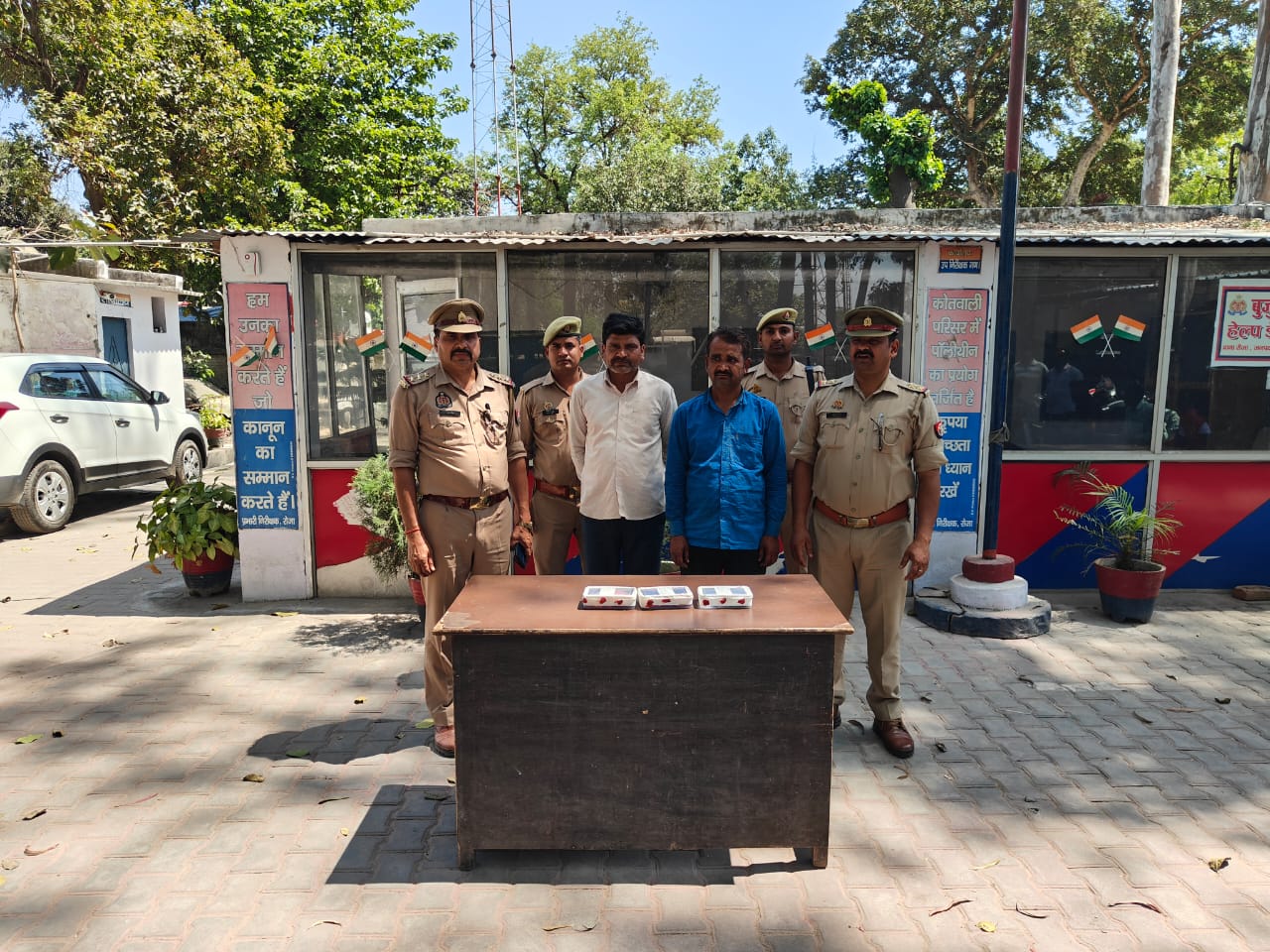 पकड़े गए मादक पदार्थ तस्कर पकड़े गए मादक पदार्थ तस्कर