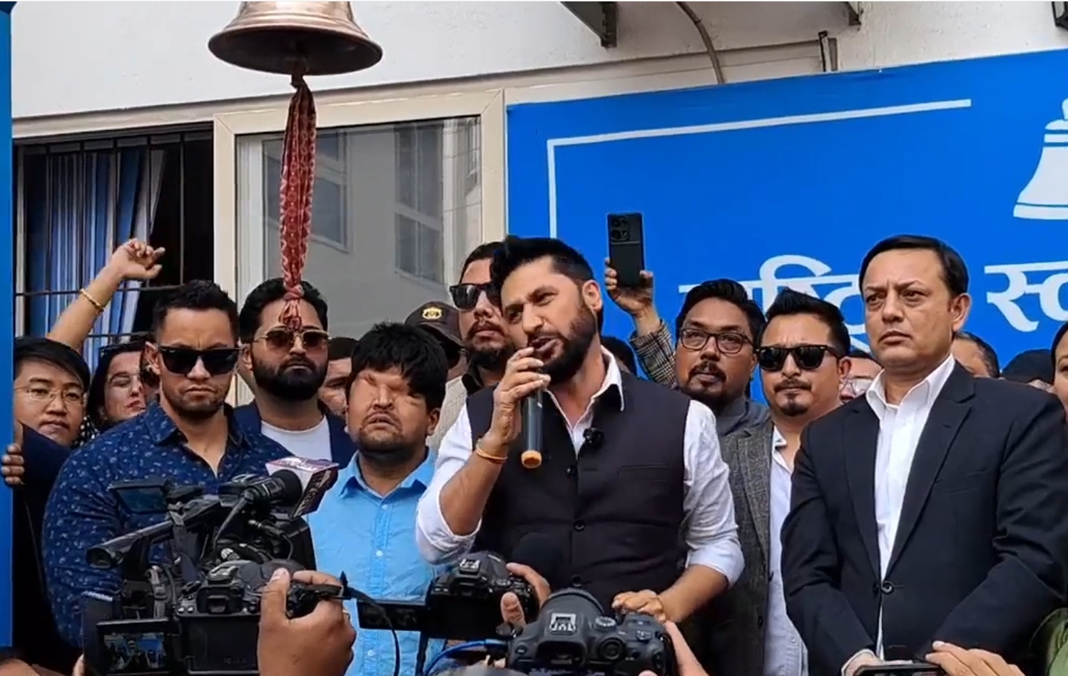 पार्टी की कमान संभालने के बाद रवि लामिछाने पार्टी की कमान संभालने के बाद रवि लामिछाने