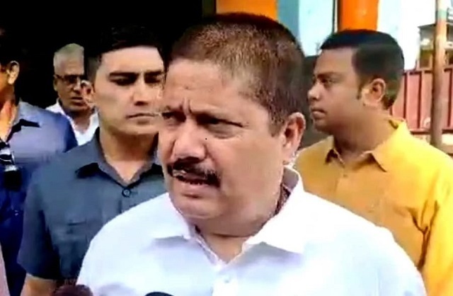 भाजपा नेता अर्जुन सिंह भाजपा नेता अर्जुन सिंह