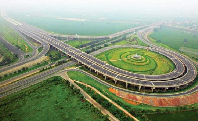 दिल्ली-मुंबई एक्सप्रेसवे दिल्ली-मुंबई एक्सप्रेसवे