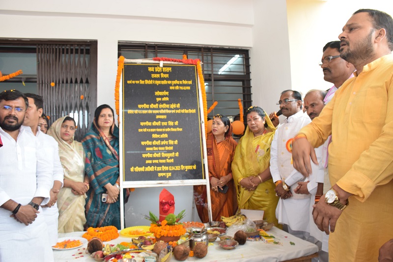 पीएचई मंत्री ने आठ करोड़ के संयुक्त तहसील भवन का किया लोकार्पण पीएचई मंत्री ने आठ करोड़ के संयुक्त तहसील भवन का किया लोकार्पण