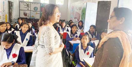 बाल अधिकार संरक्षण आयोग की अध्यक्ष ने शहर के सरकारी और निजी स्कूलों का किया औचक निरीक्षण बाल अधिकार संरक्षण आयोग की अध्यक्ष ने शहर के सरकारी और निजी स्कूलों का किया औचक निरीक्षण