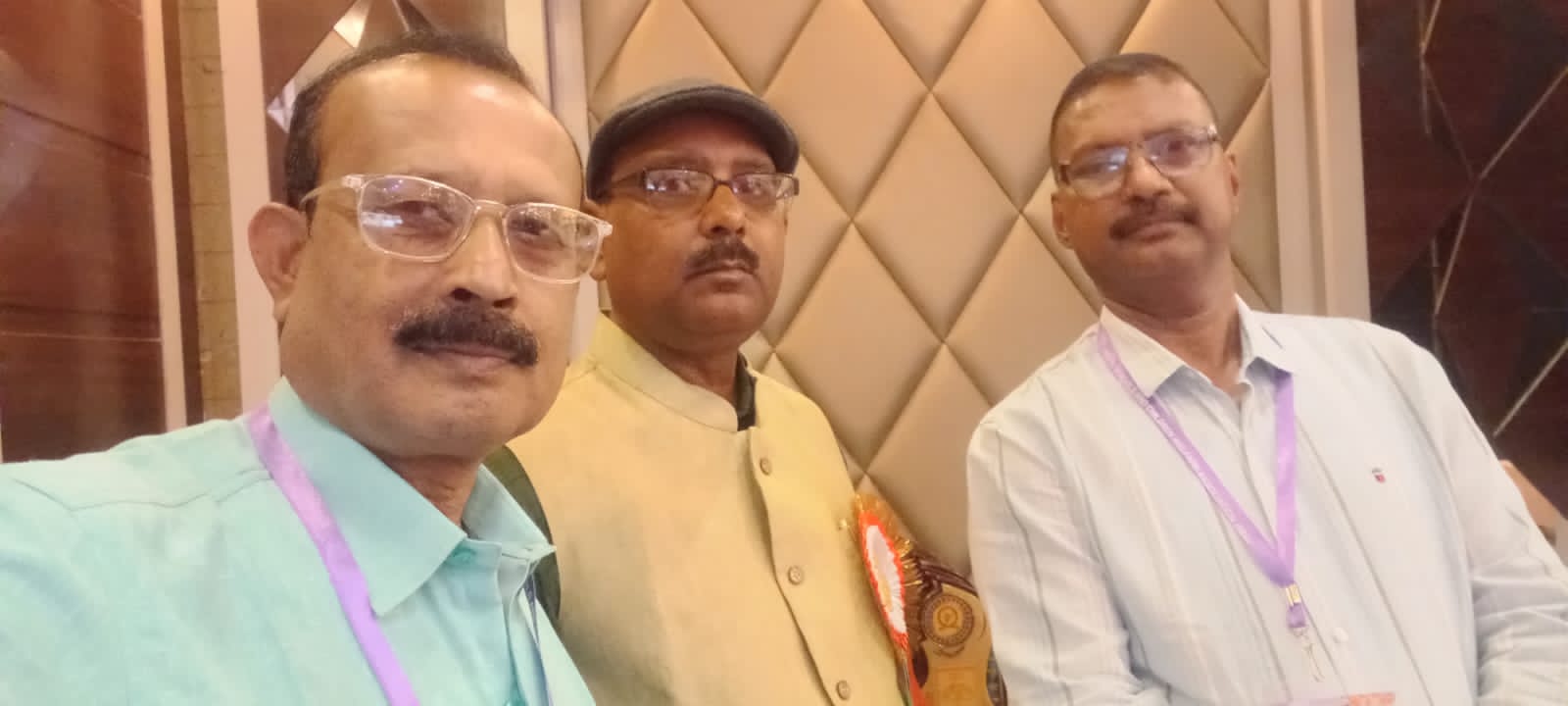 अररिया फोटो:प्राइवेट स्कूल एंड चिल्ड्रेन वेलफेयर एसोसिएशन के अध्यक्ष,महासचिव और कार्यकारी अध्यक्ष अररिया फोटो:प्राइवेट स्कूल एंड चिल्ड्रेन वेलफेयर एसोसिएशन के अध्यक्ष,महासचिव और कार्यकारी अध्यक्ष