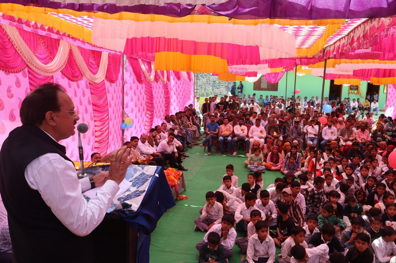 शिलाई विस क्षेत्र का सर्वांगीण विकास मेरी प्राथमिकता- हर्षवर्धन चौहान शिलाई विस क्षेत्र का सर्वांगीण विकास मेरी प्राथमिकता- हर्षवर्धन चौहान