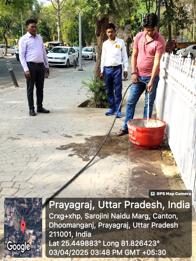 पानी भरते पानी भरते