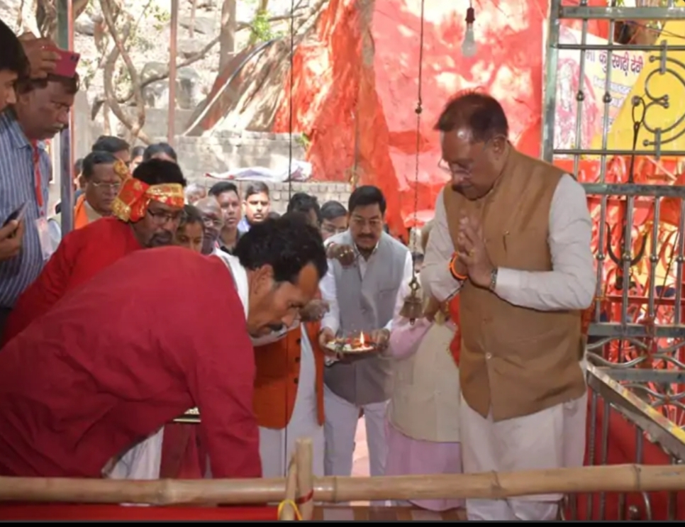 कुदरगढ़ महोत्सव फोटो। कुदरगढ़ महोत्सव फोटो।