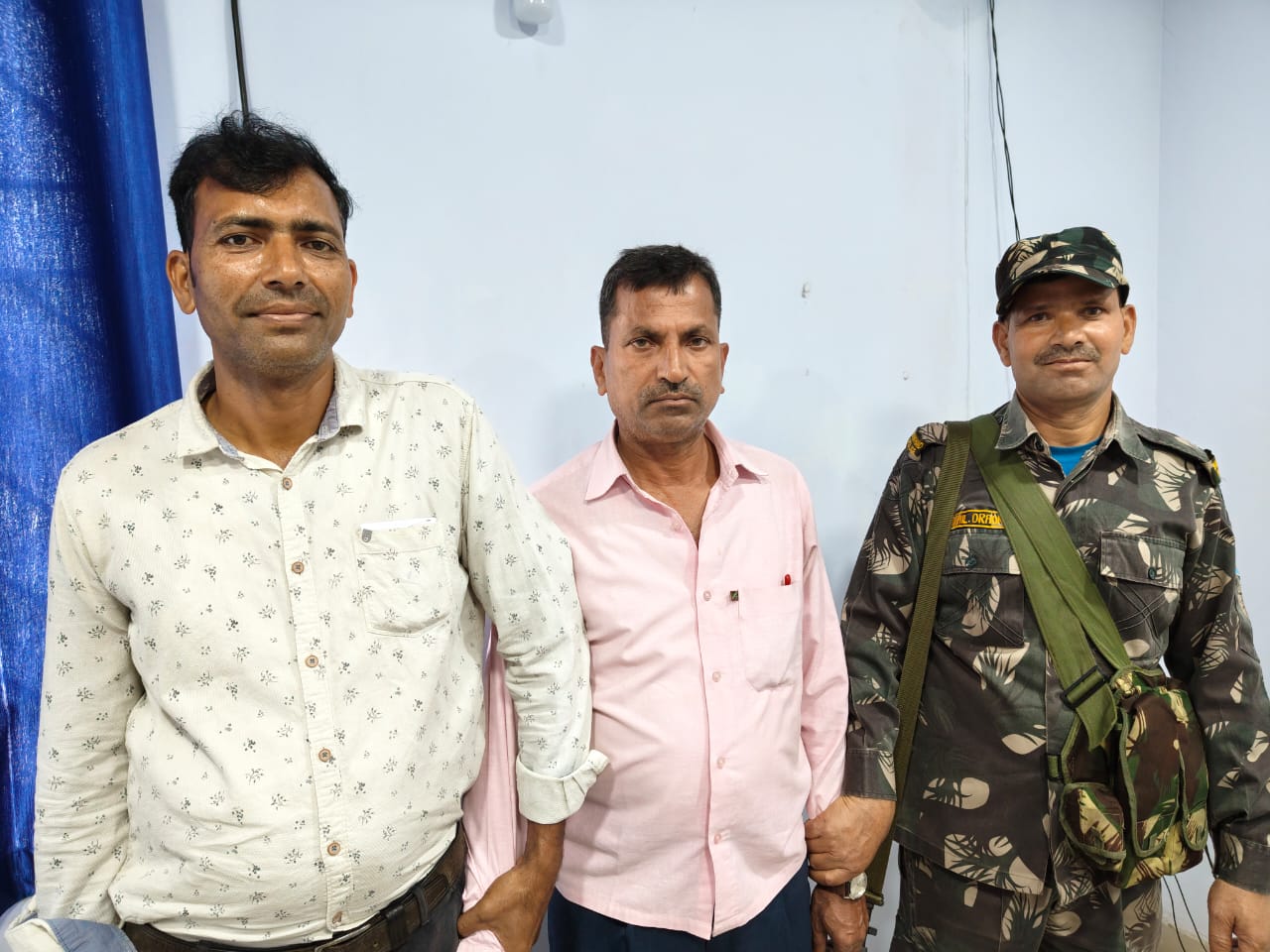 गिरफ्तार दारोगा की तस्वीर गिरफ्तार दारोगा की तस्वीर
