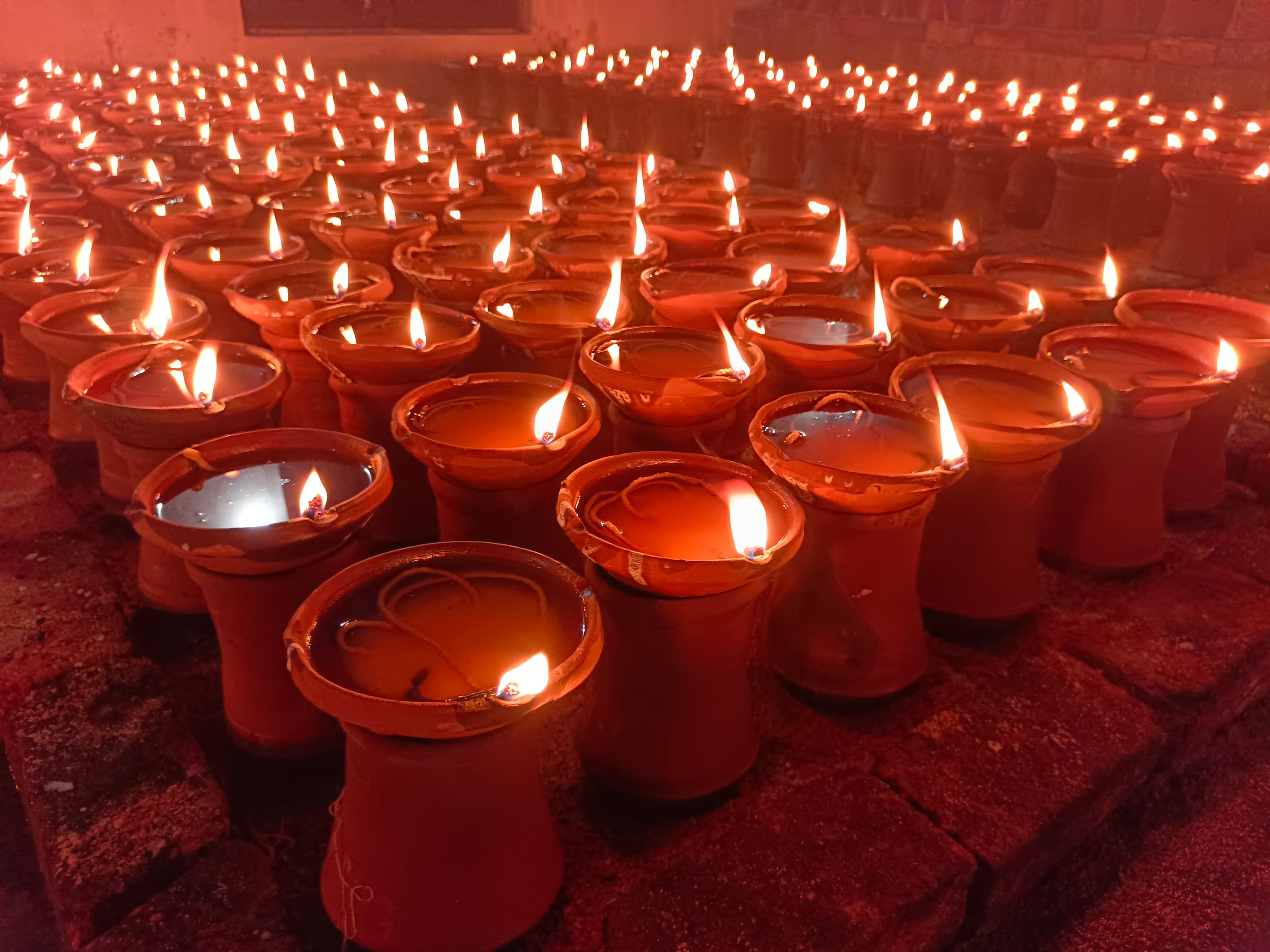 मां अंगारमोती मंदिर गंगरेल में 3306 मनोकामना जोत प्रज्जवलित किए गए हैं। मां अंगारमोती मंदिर गंगरेल में 3306 मनोकामना जोत प्रज्जवलित किए गए हैं।