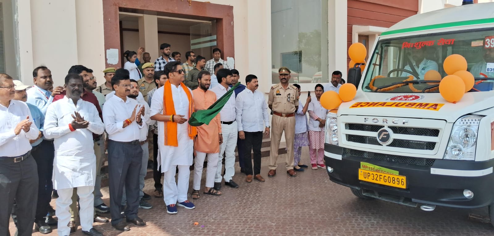 108 नंबर की 24 और 102 नंबर की 41 एम्बुलेंस, नई एम्बुलेंस से बदली जाएंगी 108 नंबर की 24 और 102 नंबर की 41 एम्बुलेंस, नई एम्बुलेंस से बदली जाएंगी