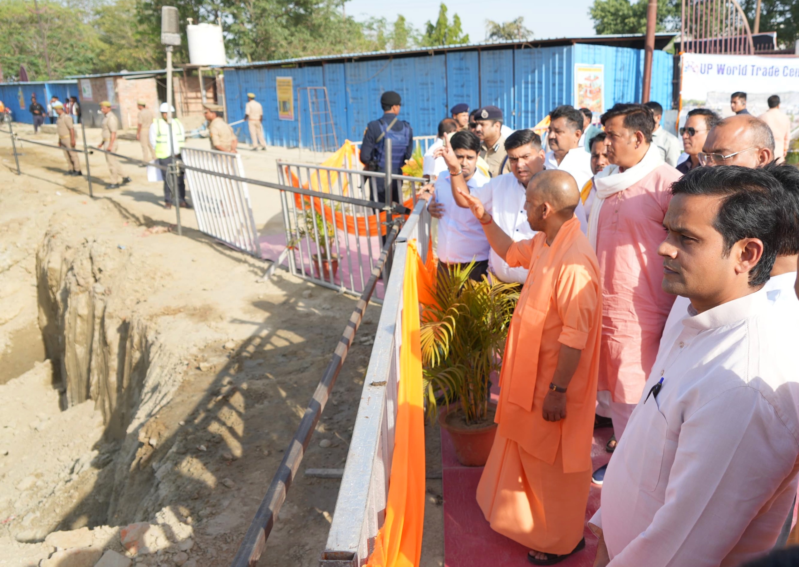 मुख्यमंत्री ने किया 5000 की क्षमता वाले इंटीग्रेटेड स्टेट ऑफ आर्ट कन्वेंशन सेंटर का शिलान्यास* मुख्यमंत्री ने किया 5000 की क्षमता वाले इंटीग्रेटेड स्टेट ऑफ आर्ट कन्वेंशन सेंटर का शिलान्यास*
