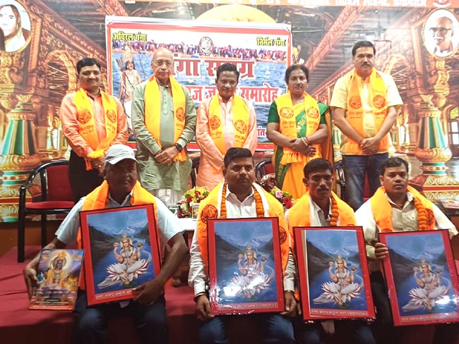 अतिथिगण एवं सम्मानित जन अतिथिगण एवं सम्मानित जन