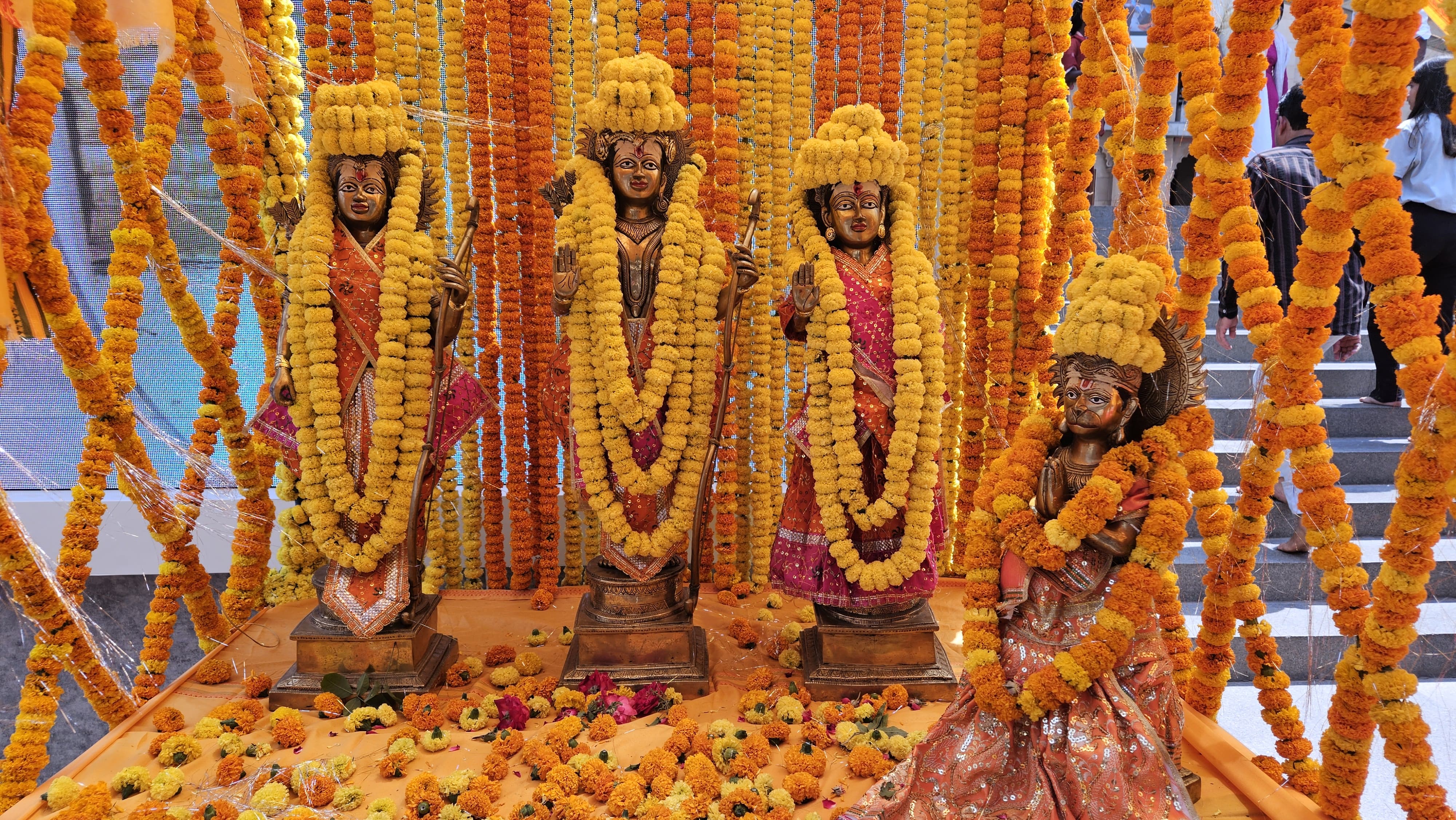 श्री काशी विश्वनाथ धाम में श्री राम दरबार श्री काशी विश्वनाथ धाम में श्री राम दरबार