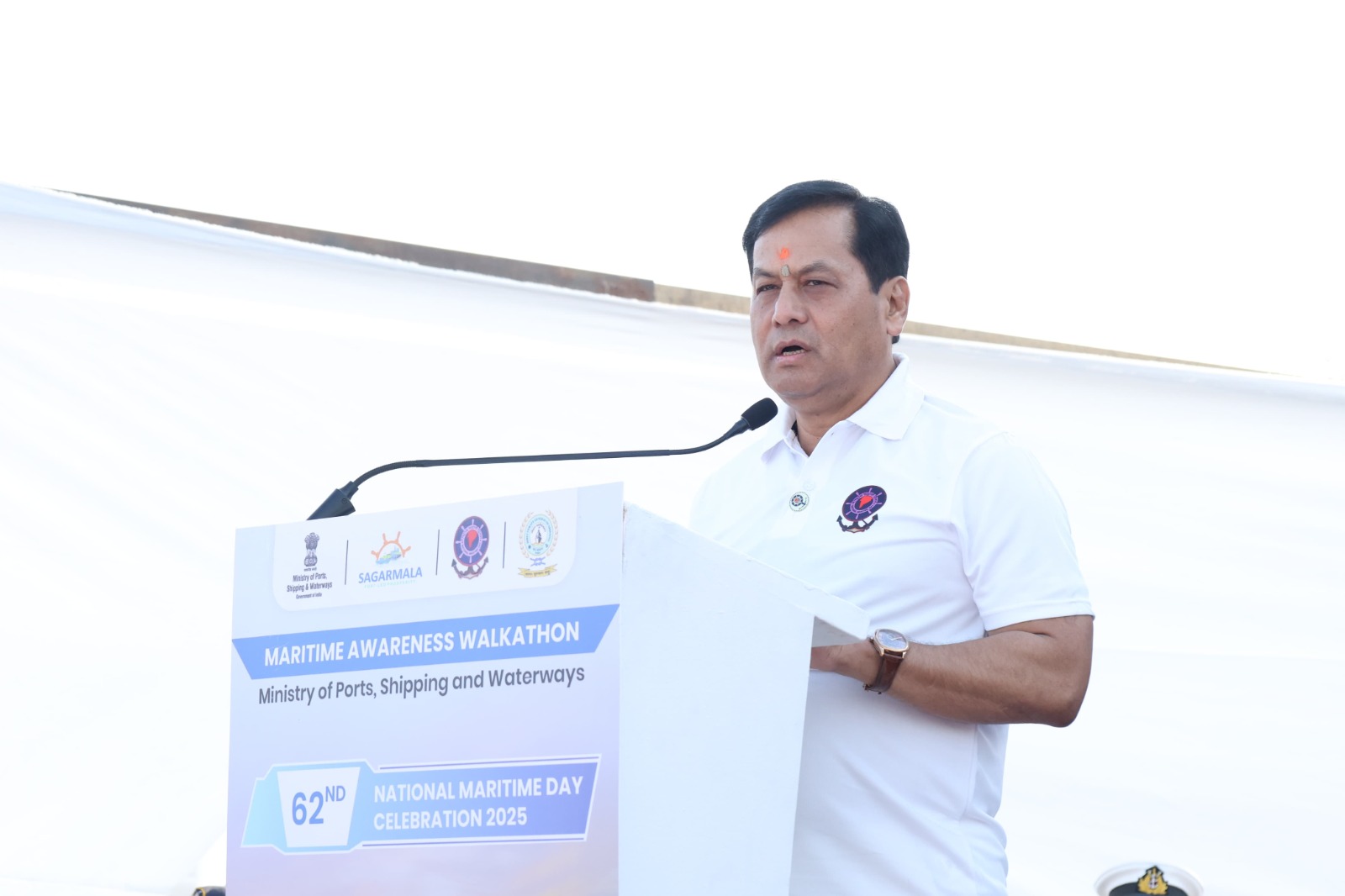 नई दिल्ली: शनिवार को 62वें राष्ट्रीय समुद्री दिवस समारोह को सम्बोधित करते जहाजरानी मंत्री सर्बानंद सोनोवाल नई दिल्ली: शनिवार को 62वें राष्ट्रीय समुद्री दिवस समारोह को सम्बोधित करते जहाजरानी मंत्री सर्बानंद सोनोवाल