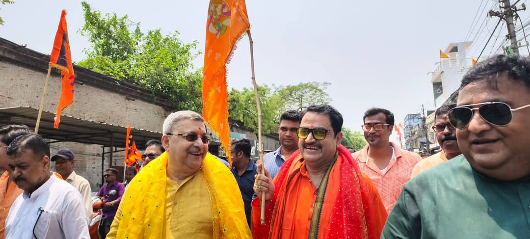 रामनवमी पर चांपदानी में मंदिर-मंदिर घूमे कल्याण बनर्जी, शुभेंदु अधिकारी को बताया नंदीग्राम का गुंडा रामनवमी पर चांपदानी में मंदिर-मंदिर घूमे कल्याण बनर्जी, शुभेंदु अधिकारी को बताया नंदीग्राम का गुंडा