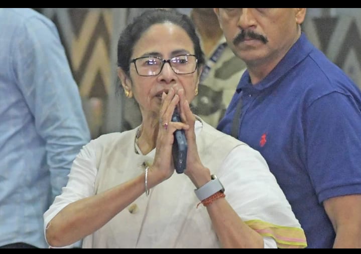 मुख्यमंत्री ममता बनर्जी मुख्यमंत्री ममता बनर्जी