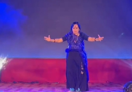 पद्म विभूषण सोनल मान सिंह की नृत्य प्रस्तुति। पद्म विभूषण सोनल मान सिंह की नृत्य प्रस्तुति।