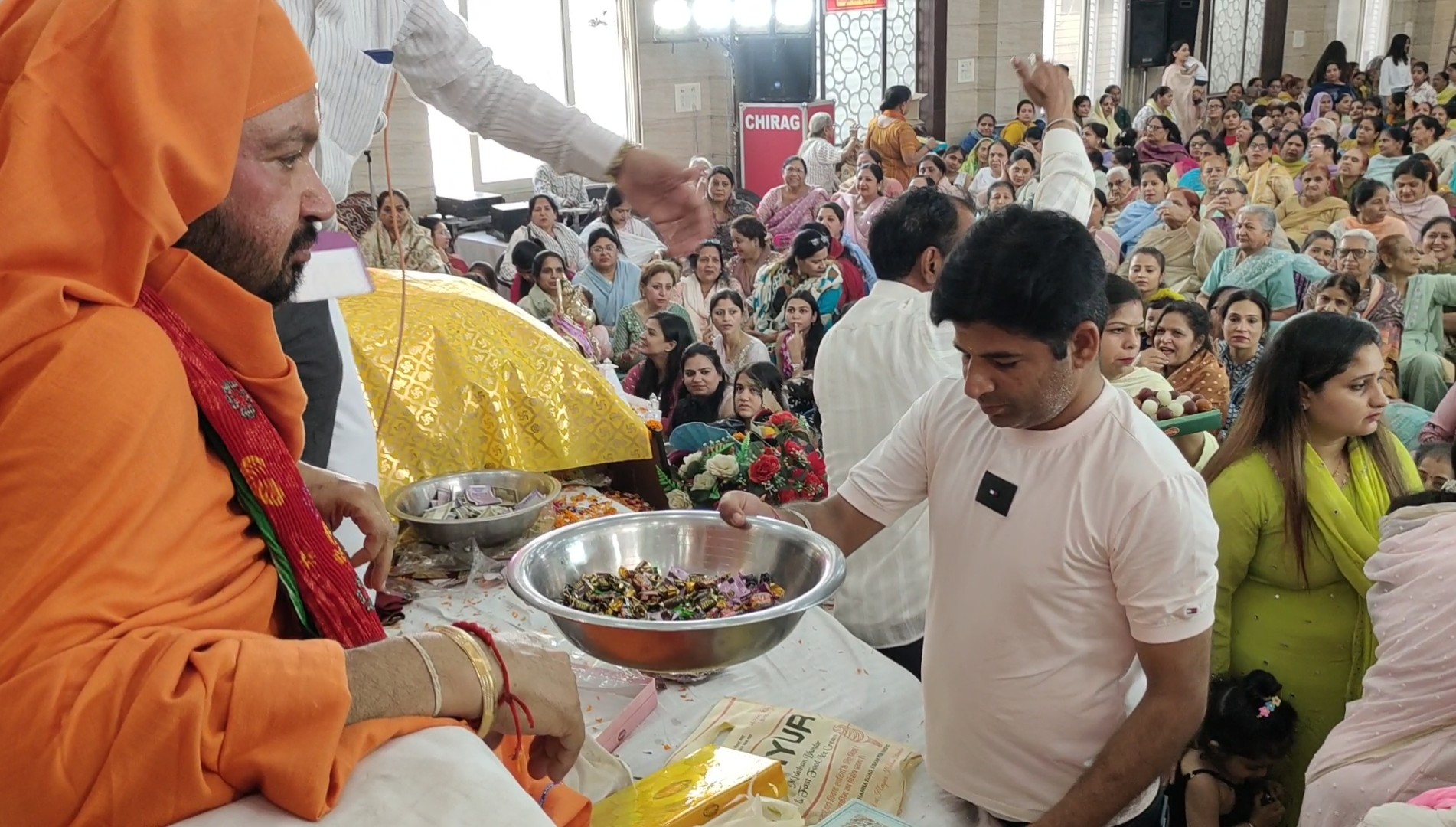 पानीपत सनौली रोड स्थित भीम गोडा मन्दिर में कथा करता करते स्वामी दयानन्द सरस्वती महाराज। पानीपत सनौली रोड स्थित भीम गोडा मन्दिर में कथा करता करते स्वामी दयानन्द सरस्वती महाराज।