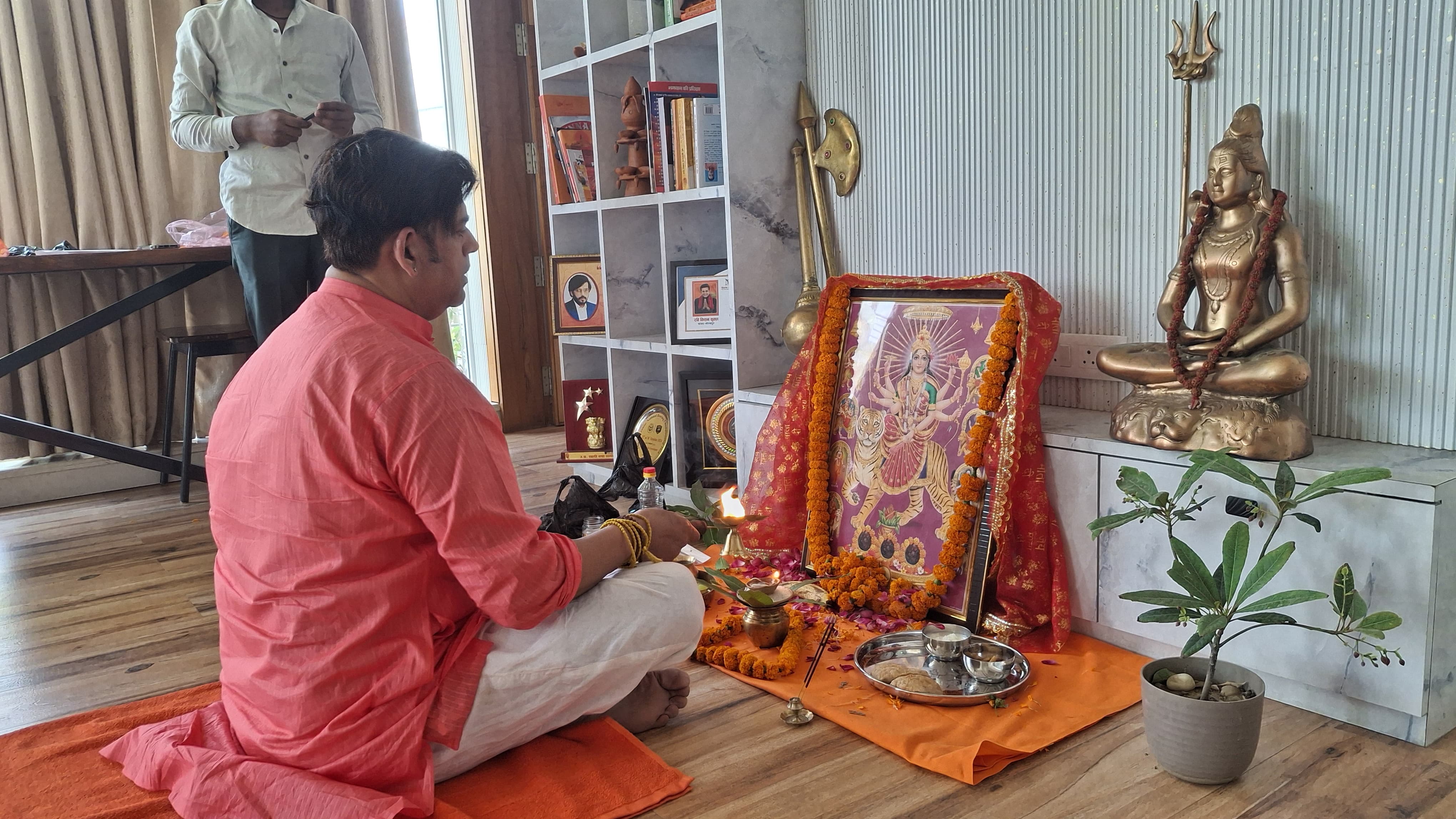 *पीएम मोदी और सीएम योगी के नेतृत्व में “रामराज्य” की अवधारणा हो रही साकार – रवि किशन* *पीएम मोदी और सीएम योगी के नेतृत्व में “रामराज्य” की अवधारणा हो रही साकार – रवि किशन*
