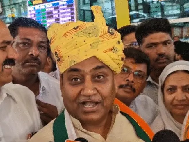 भाजपा प्रदेशाध्यक्ष खुद पार्टी को कर रहे पंक्चर: डोटासरा भाजपा प्रदेशाध्यक्ष खुद पार्टी को कर रहे पंक्चर: डोटासरा
