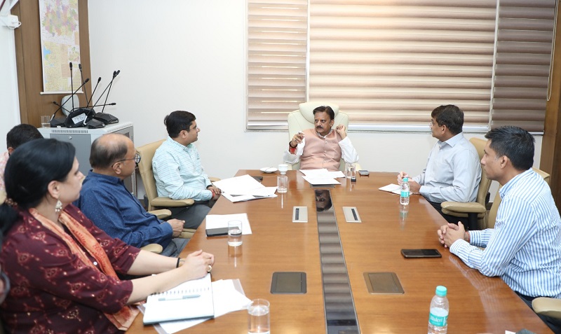 उप मुख्यमंत्री ने की विभागीय विषयों की गहन समीक्षा उप मुख्यमंत्री ने की विभागीय विषयों की गहन समीक्षा