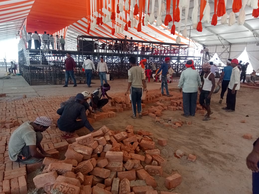 प्रधानमंत्री मोदी का जनसभा स्थल प्रधानमंत्री मोदी का जनसभा स्थल