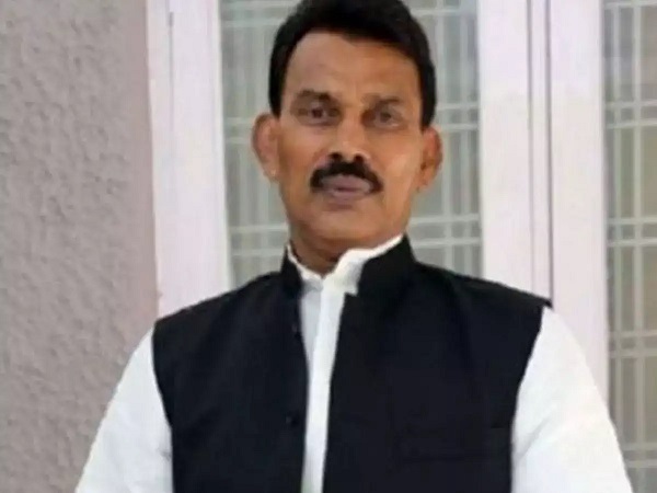मंत्री तुलसीराम सिलावट (फाइल फोटो) मंत्री तुलसीराम सिलावट (फाइल फोटो)