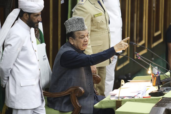 3 विपक्षी विधायकों ने जम्मू-कश्मीर विधानसभा अध्यक्ष के खिलाफ पेश किया अविश्वास प्रस्ताव 3 विपक्षी विधायकों ने जम्मू-कश्मीर विधानसभा अध्यक्ष के खिलाफ पेश किया अविश्वास प्रस्ताव
