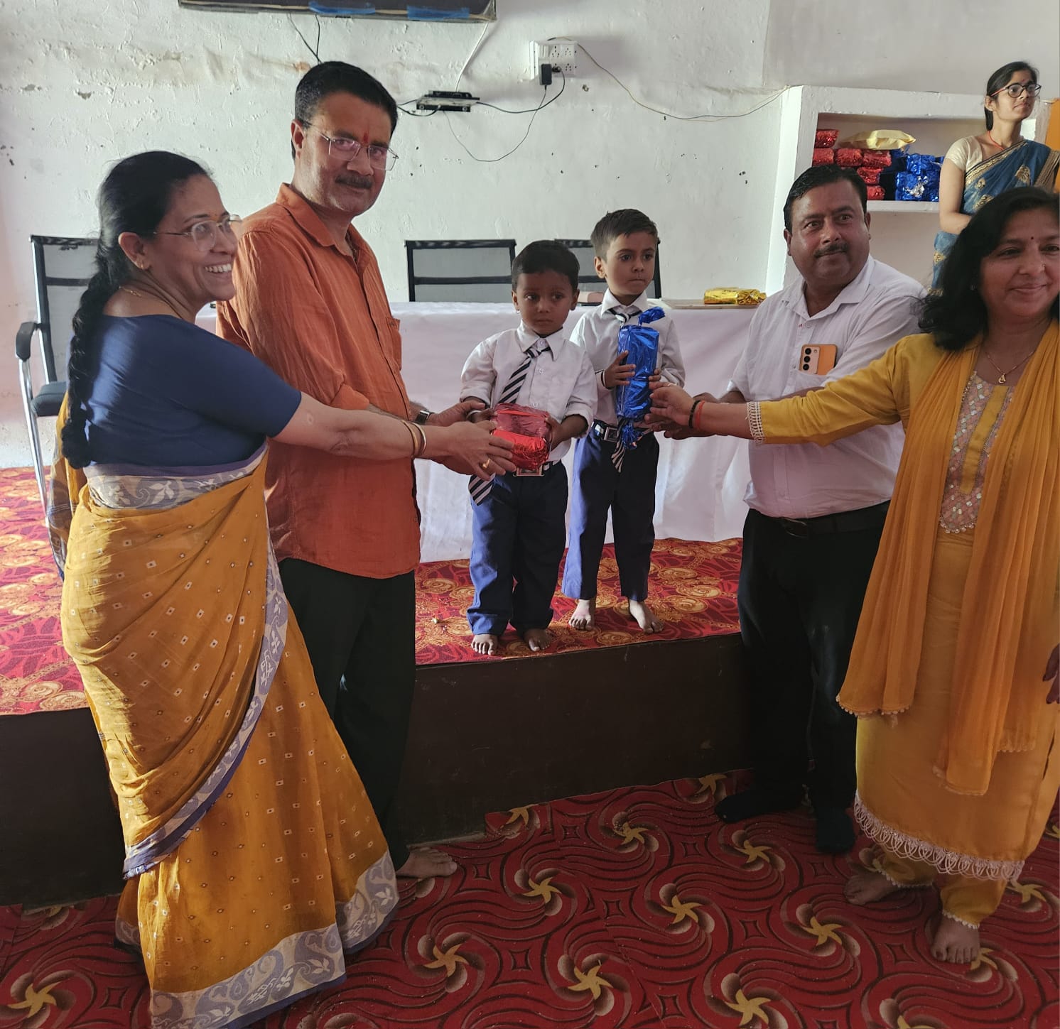 विद्या मनुष्य के मस्तिष्क की जड़ता को हरती है दूर करती है : डॉ शशिकांत विद्या मनुष्य के मस्तिष्क की जड़ता को हरती है दूर करती है : डॉ शशिकांत