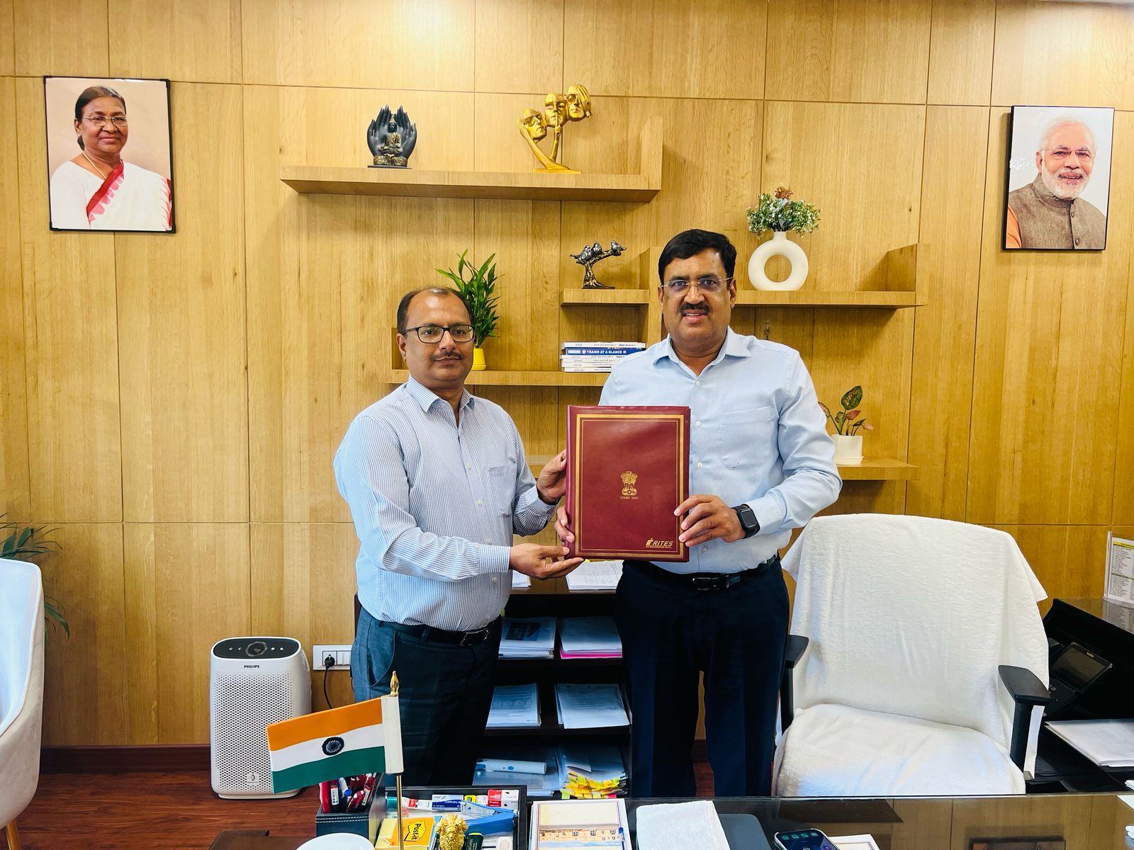 उत्तर रेलवे और रिट्स के बीच समझौता के दौरान उत्तर रेलवे और रिट्स के बीच समझौता के दौरान