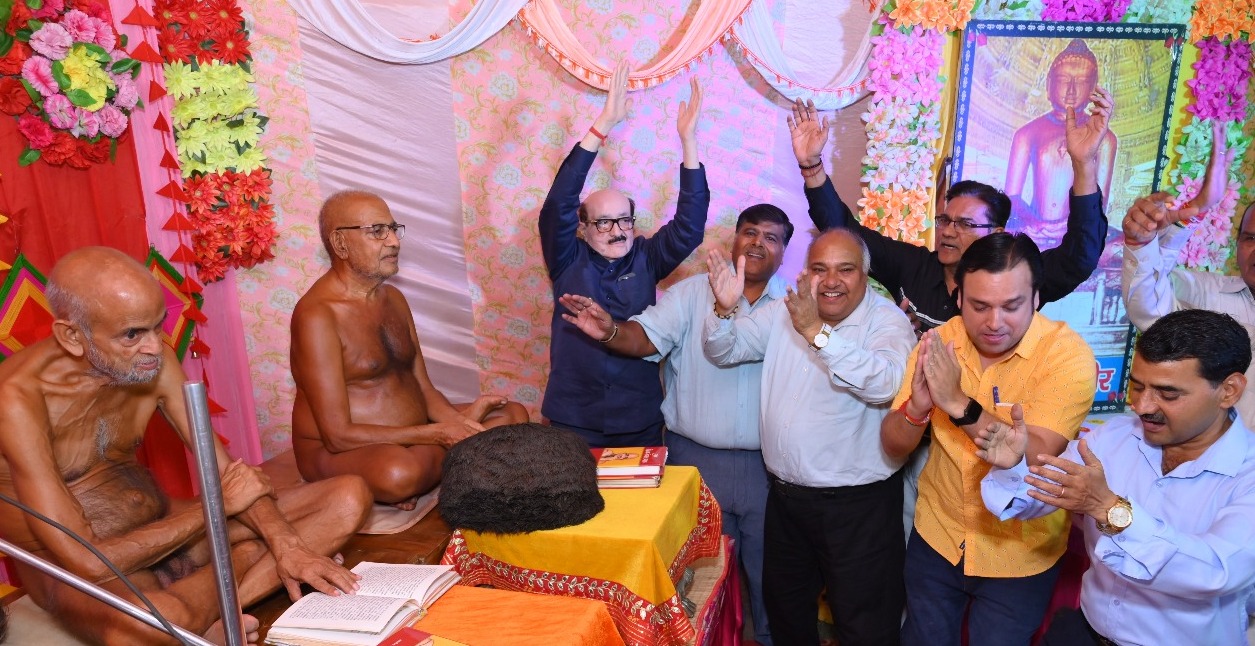 श्रीसुमतिनाथ भगवान का मोक्ष कल्याणक हर्षाेल्लास व धूमधाम से मनाया गया श्रीसुमतिनाथ भगवान का मोक्ष कल्याणक हर्षाेल्लास व धूमधाम से मनाया गया